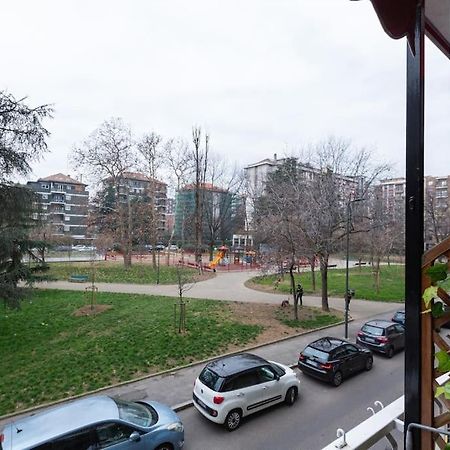 Large Apartment Close To Metro Milano Dış mekan fotoğraf